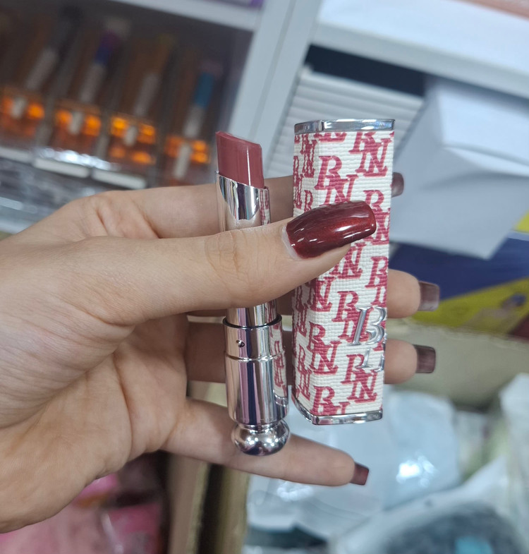 رژلب جامد رژلب خیس لیپ پلامیر💄